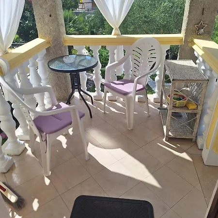 And With Parking Space Palit, Rab - 22221 Guest house Rab Town