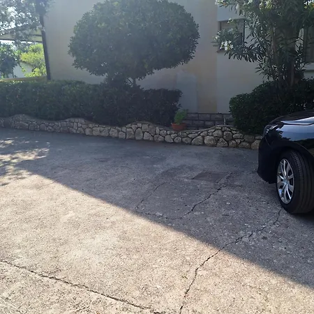 And With Parking Space Palit, Rab - 22221